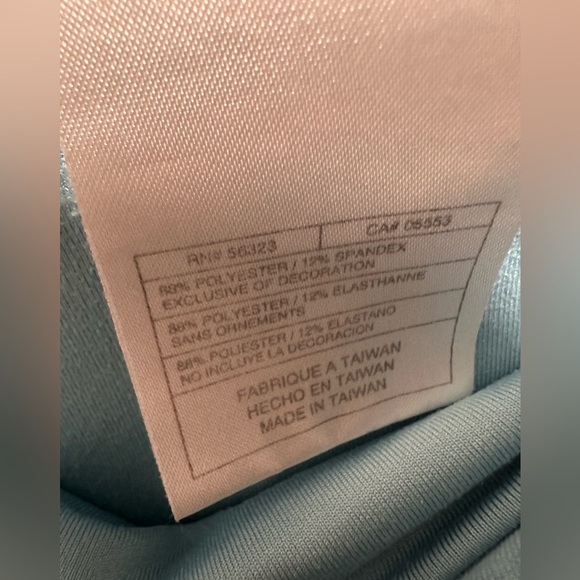 NIKE Powder Blue‎ with Navy Trim Elastic Waist Pull On Tennis Skort size M 8-10 - Picture 10 of 10